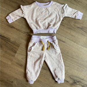 🍃3/$30 Sovereign Code Lavender Baby Sweatshirt and pants 6 Months